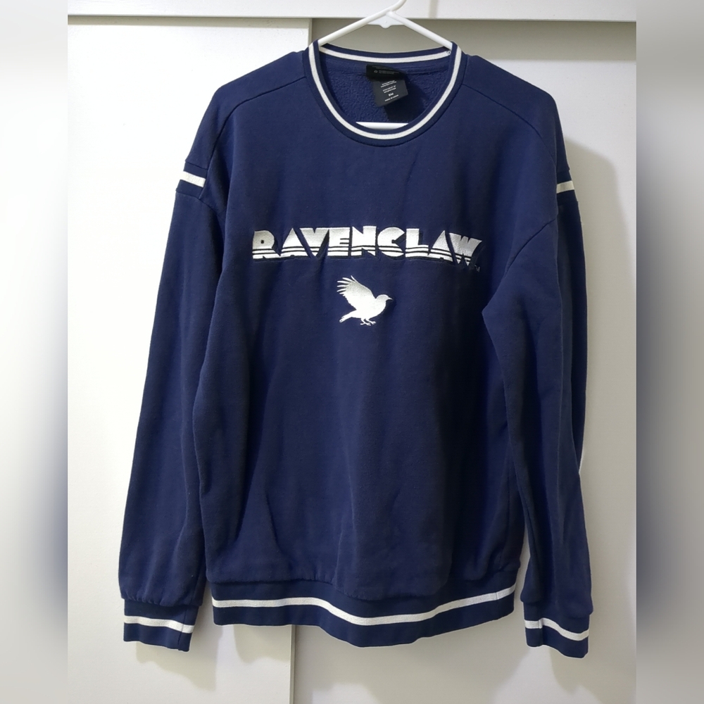 Ravenclaw Retro Varsity Crewneck Small- BoxLunch Exclusive Harry Potter